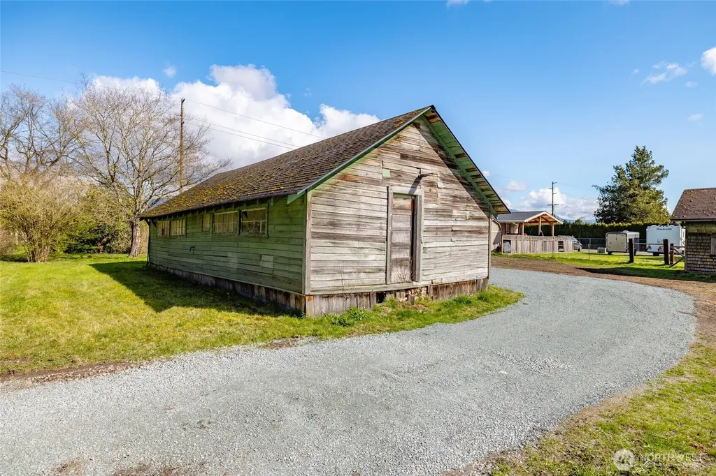 24578 Wicker Road Sedro Woolley WA 98284