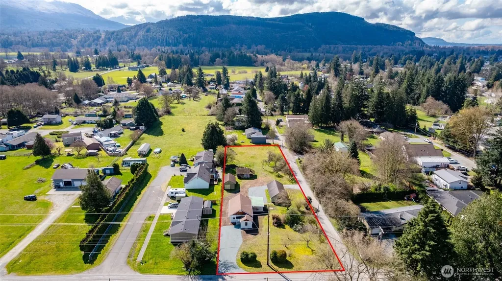 24578 Wicker Road Sedro Woolley WA 98284