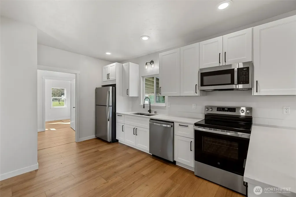 24578 Wicker Road Sedro Woolley WA 98284