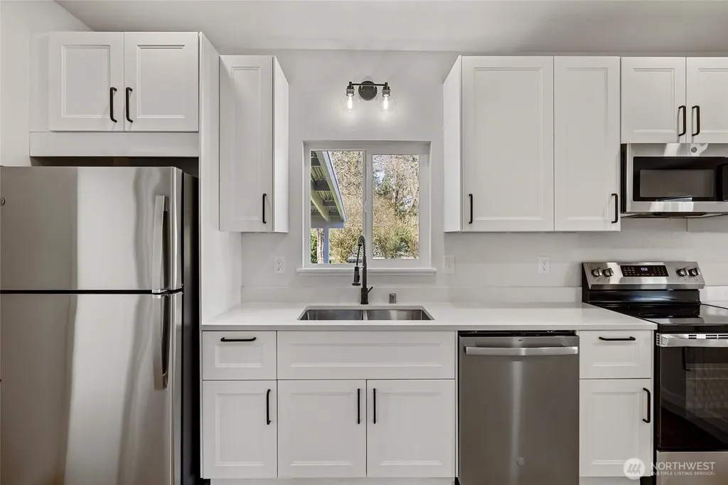 24578 Wicker Road Sedro Woolley WA 98284