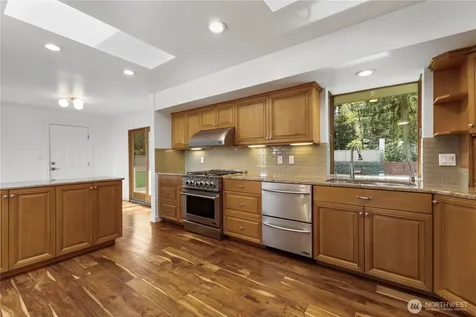 741 S 295th Place Federal Way WA 98003