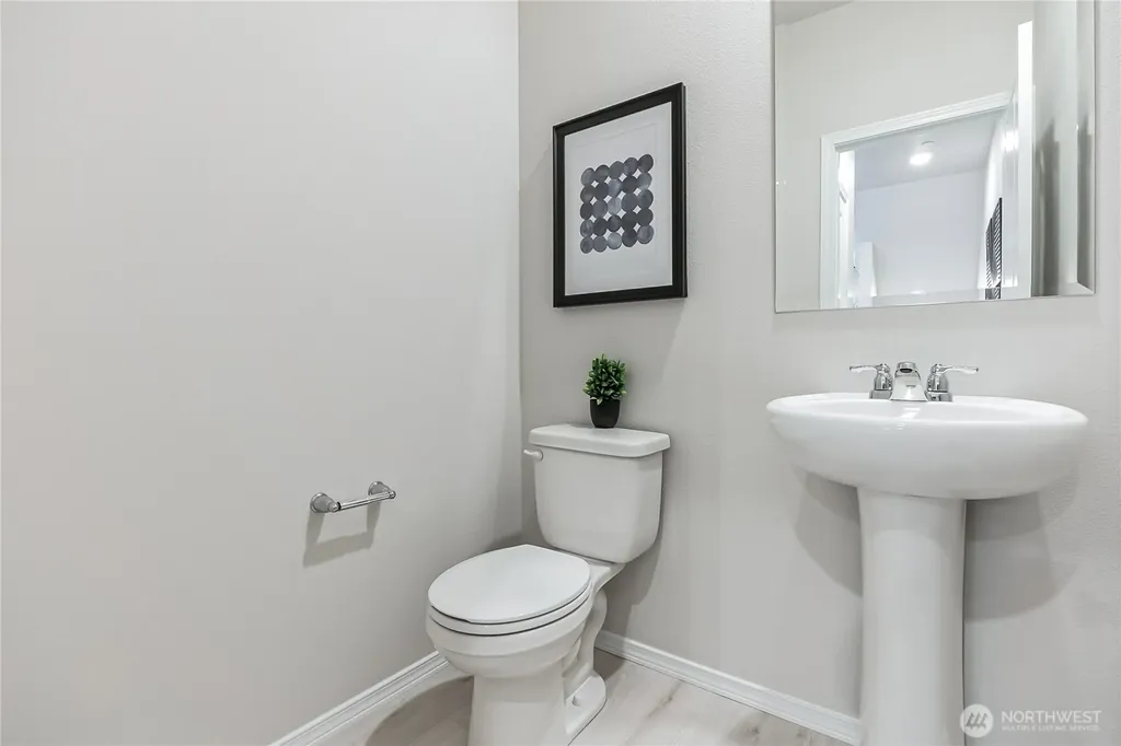 34140 Emerald Ridge Avenue SE Black Diamond WA 98010
