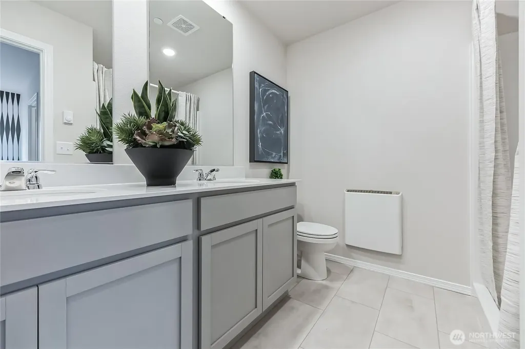 34140 Emerald Ridge Avenue SE Black Diamond WA 98010