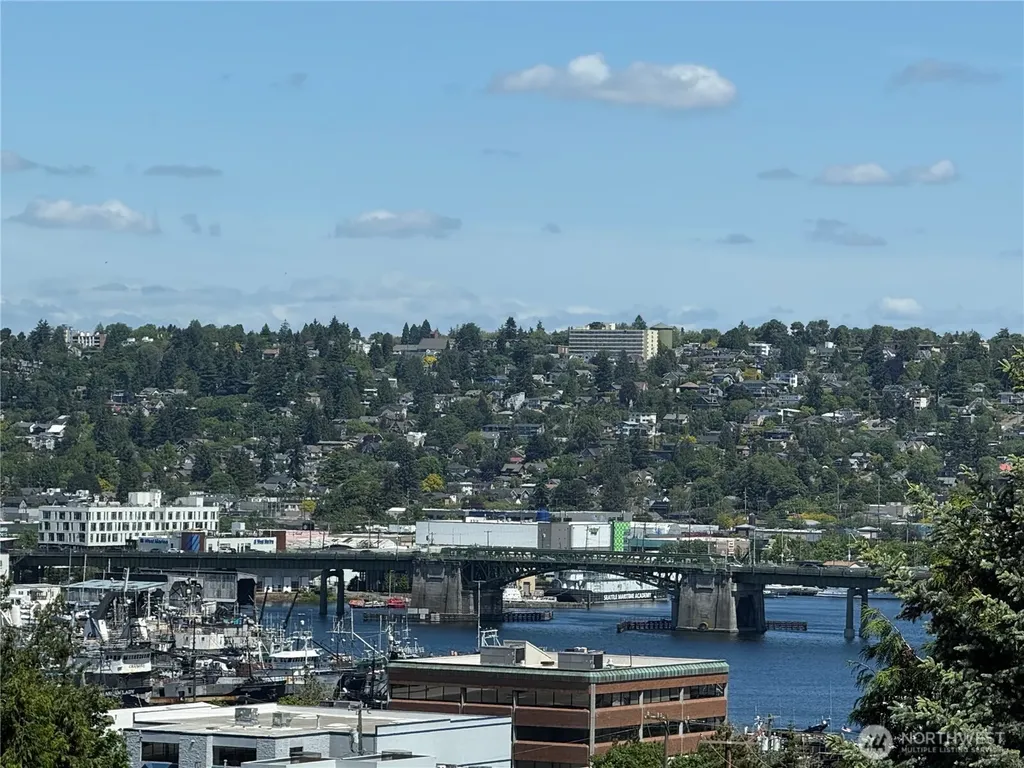3835 25th Avenue W Seattle WA 98199
