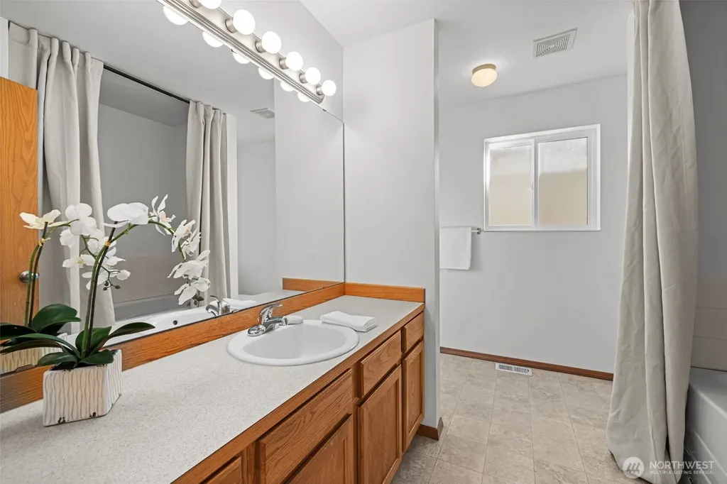 23727 80th Court W Shoreline WA 98026