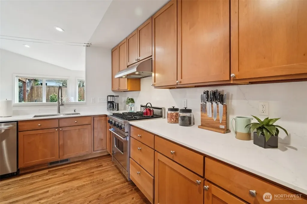 1017 N 31st Street Renton WA 98056