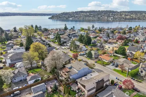 1017 N 31st Street Renton WA 98056