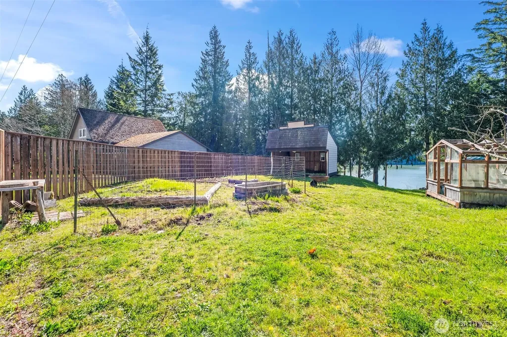 13018 532nd Street E Eatonville WA 98328
