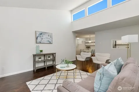7930 SE 34th Street Mercer Island WA 98040