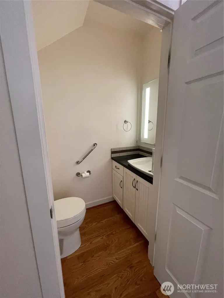 8456 Landing Lane SE Port Orchard WA 98367