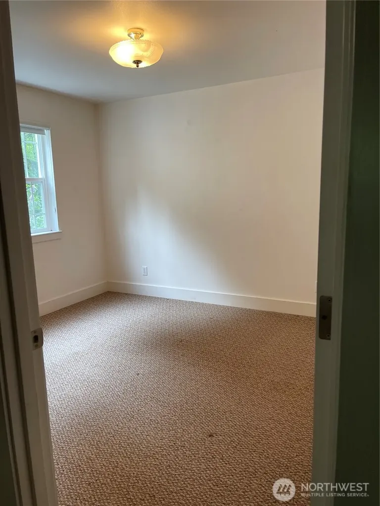 8456 Landing Lane SE Port Orchard WA 98367