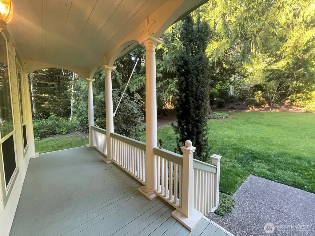 8456 Landing Lane SE Port Orchard WA 98367