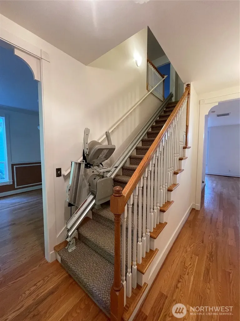 8456 Landing Lane SE Port Orchard WA 98367