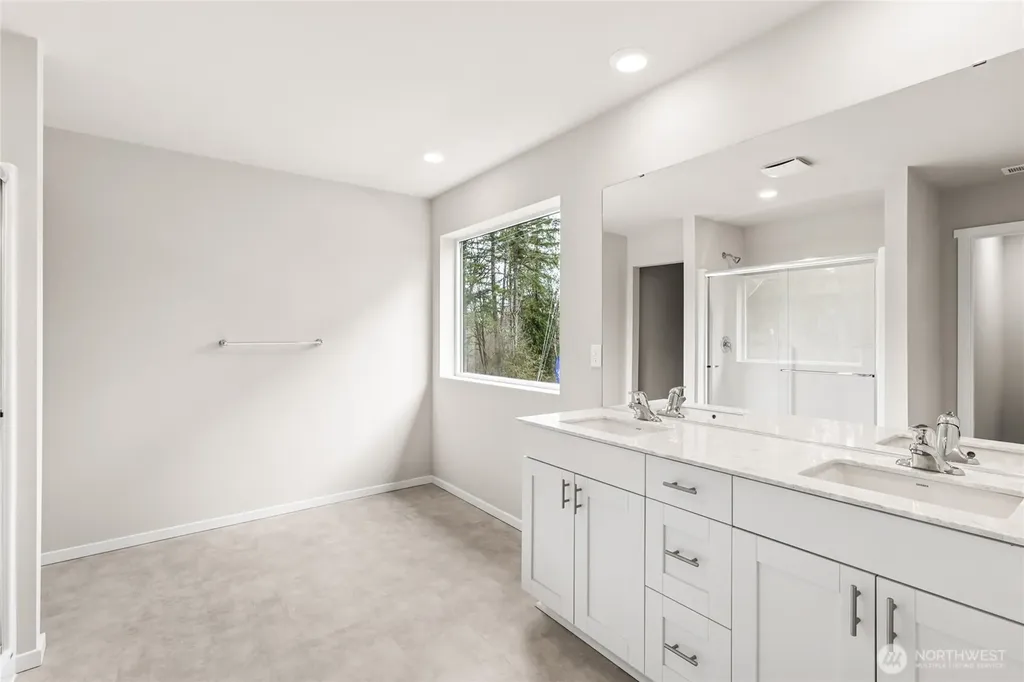 4023 Hyde Loop NE Olympia WA 98506