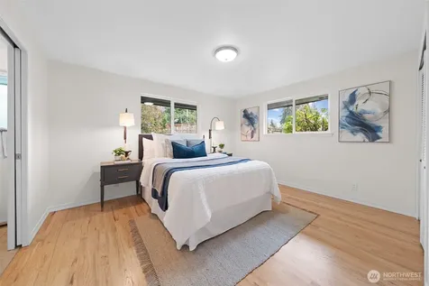 5918 128th Avenue SE Bellevue WA 98006