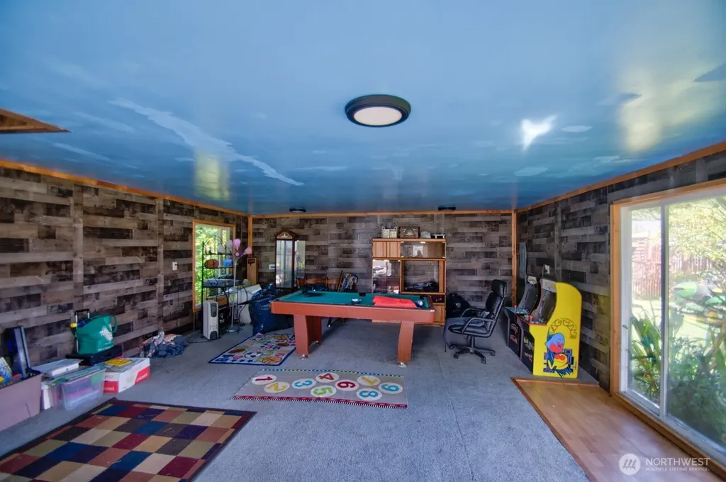 715 Copalis Beach Road Copalis Beach WA 98535