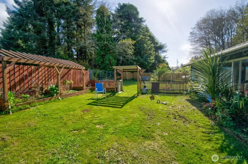 715 Copalis Beach Road Copalis Beach WA 98535
