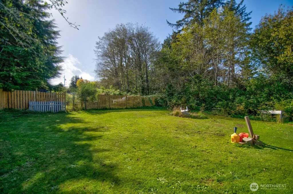 715 Copalis Beach Road Copalis Beach WA 98535