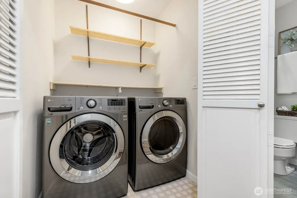 7600 SE 29th Street Mercer Island WA 98040