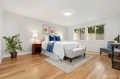 7600 SE 29th Street Mercer Island WA 98040