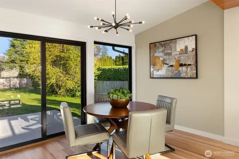 2032 123rd Avenue SE Bellevue WA 98005