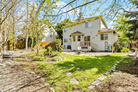 3918 Norpoint Way NE Tacoma WA 98422