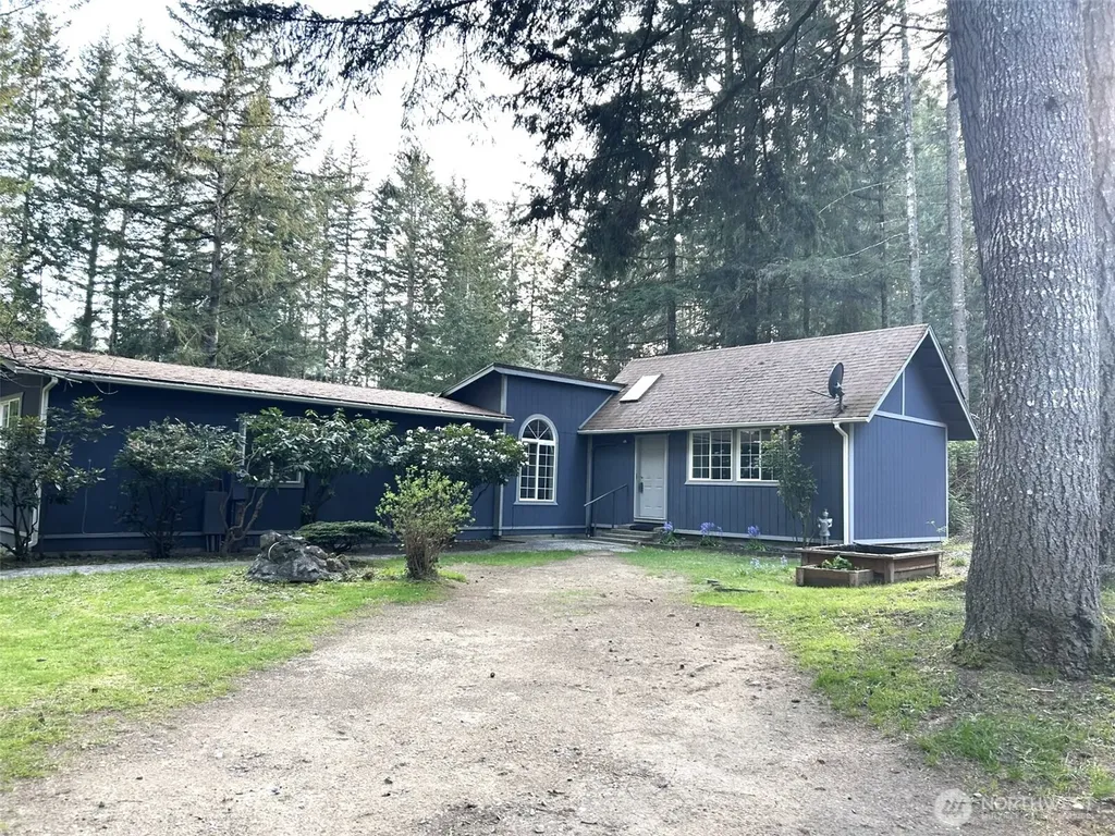 19108 2nd Street NW Lakebay WA 98349