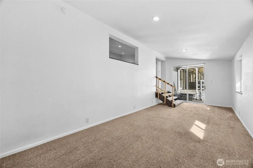 19108 2nd Street NW Lakebay WA 98349