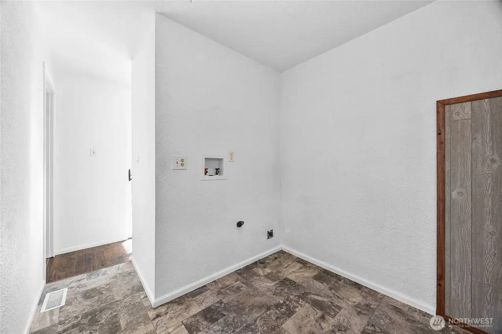 19108 2nd Street NW Lakebay WA 98349