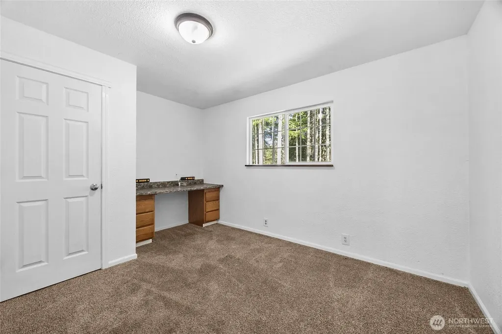 19108 2nd Street NW Lakebay WA 98349