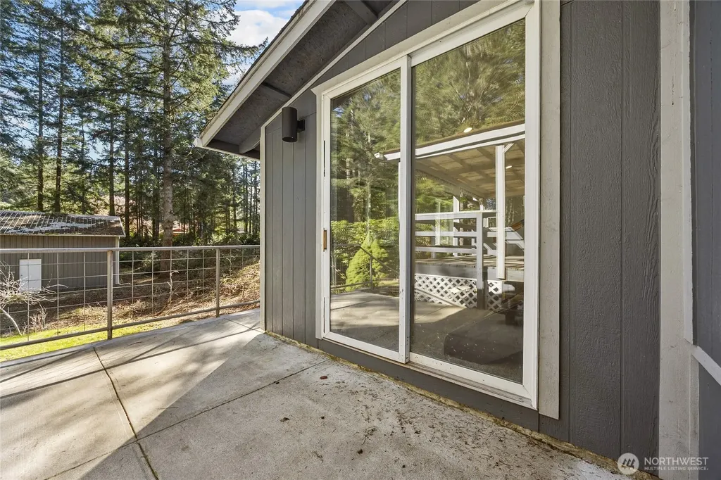 19108 2nd Street NW Lakebay WA 98349