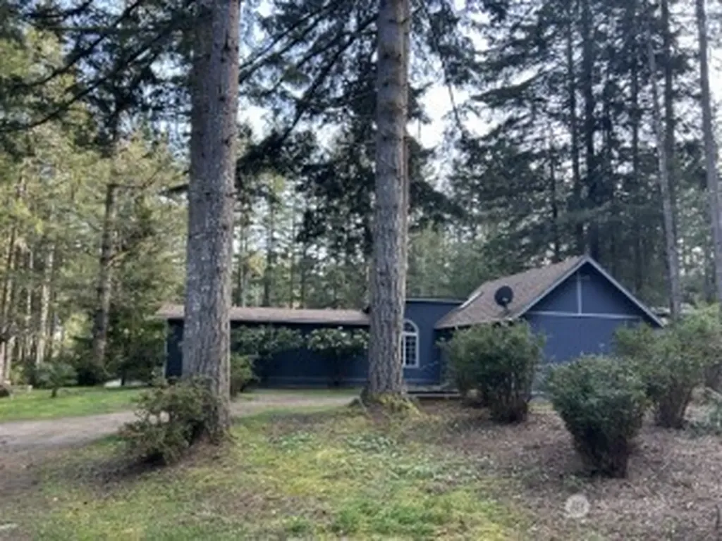 19108 2nd Street NW Lakebay WA 98349