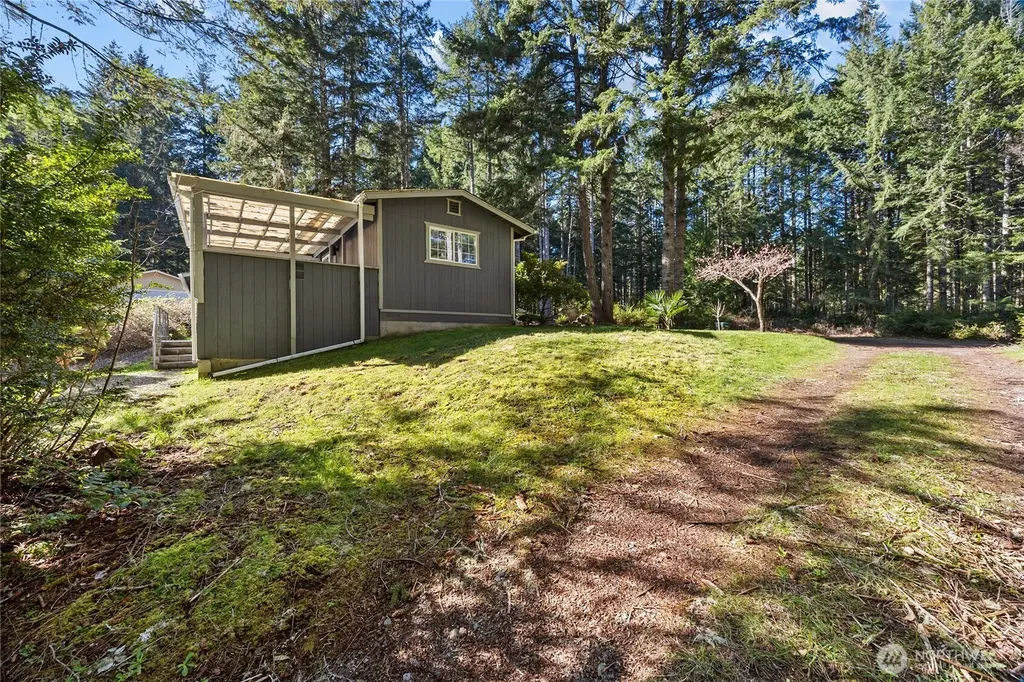 19108 2nd Street NW Lakebay WA 98349
