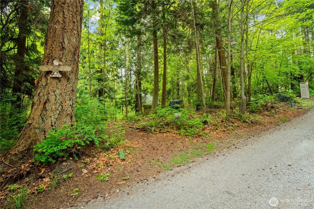 89 Eliza Island Bellingham WA 98226