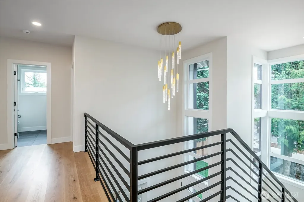 12648 NE 80th Street Kirkland WA 98033
