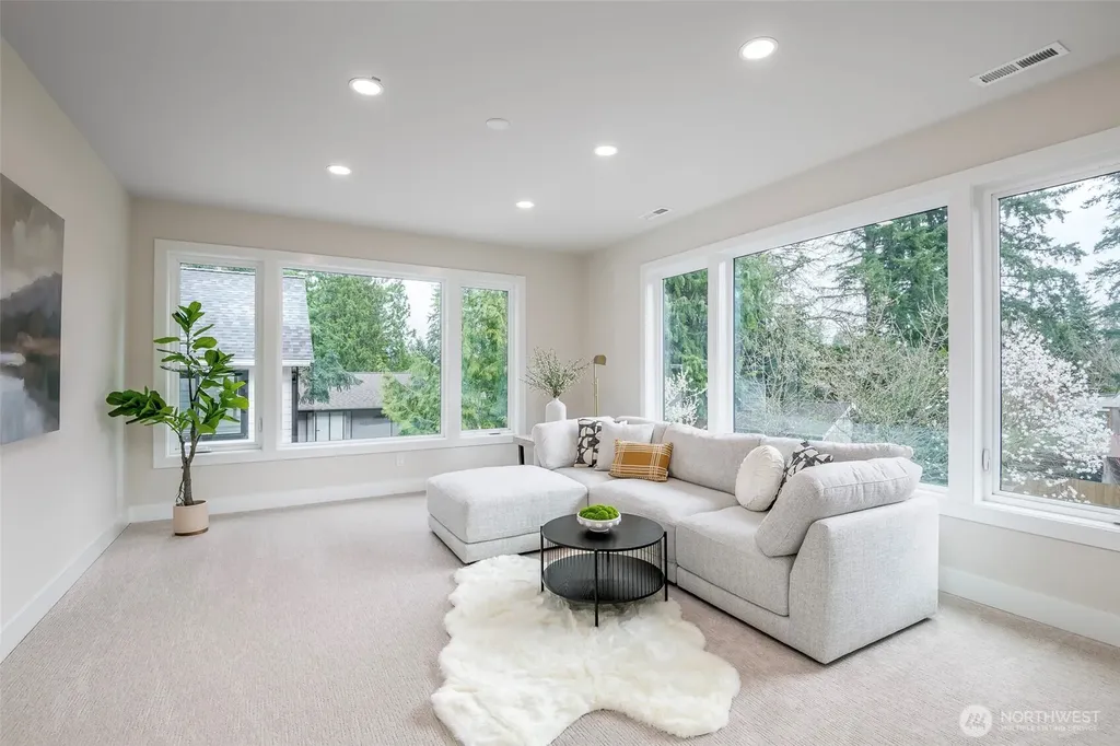 12648 NE 80th Street Kirkland WA 98033