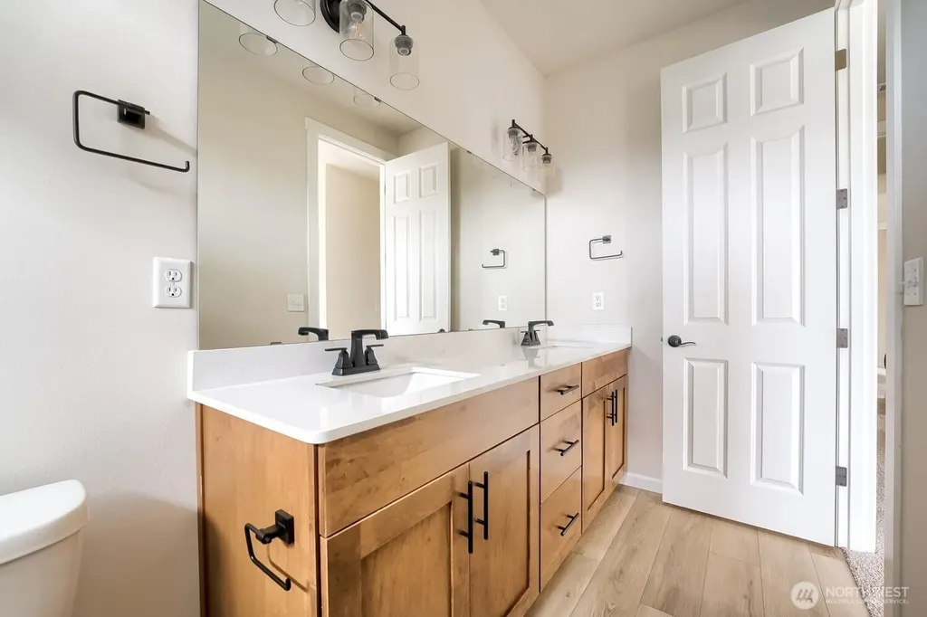 15328 208th Avenue E Bonney Lake WA 98391