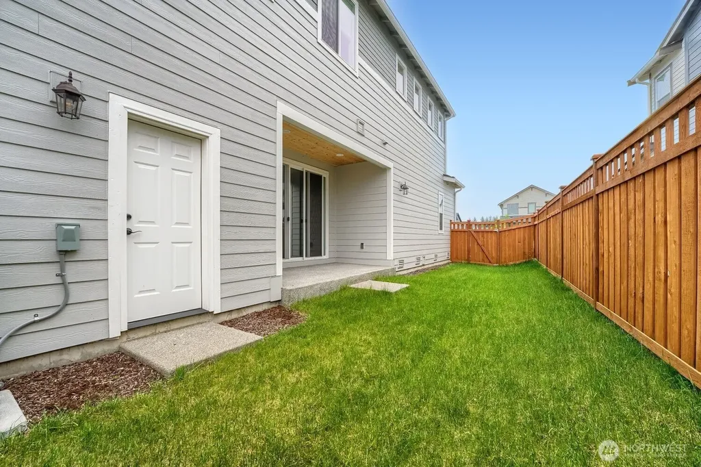 15328 208th Avenue E Bonney Lake WA 98391