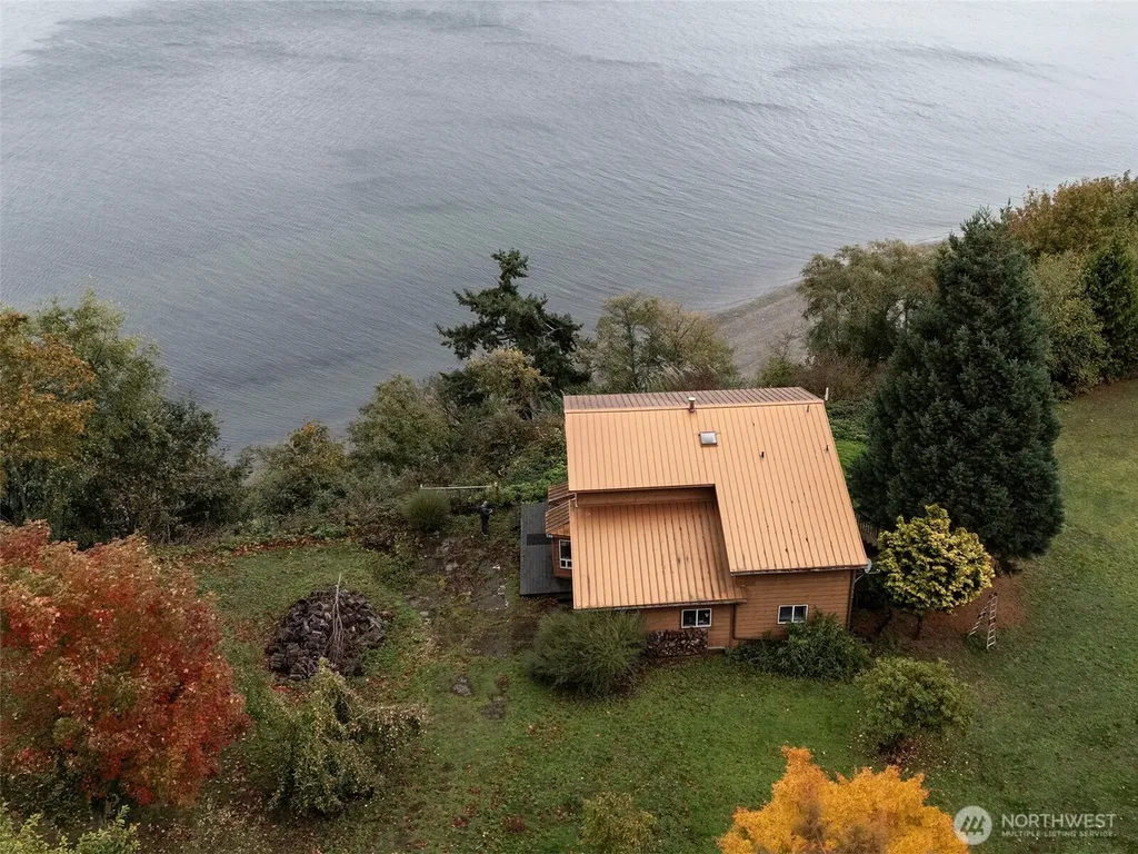 26 E Port Gardner Drive Everett WA 98206