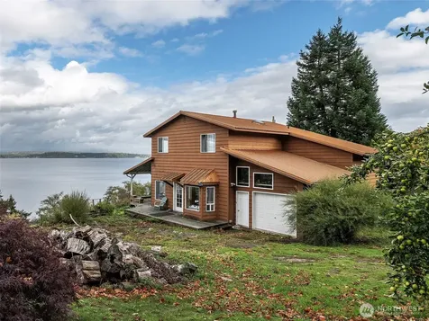 26 E Port Gardner Drive Everett WA 98206