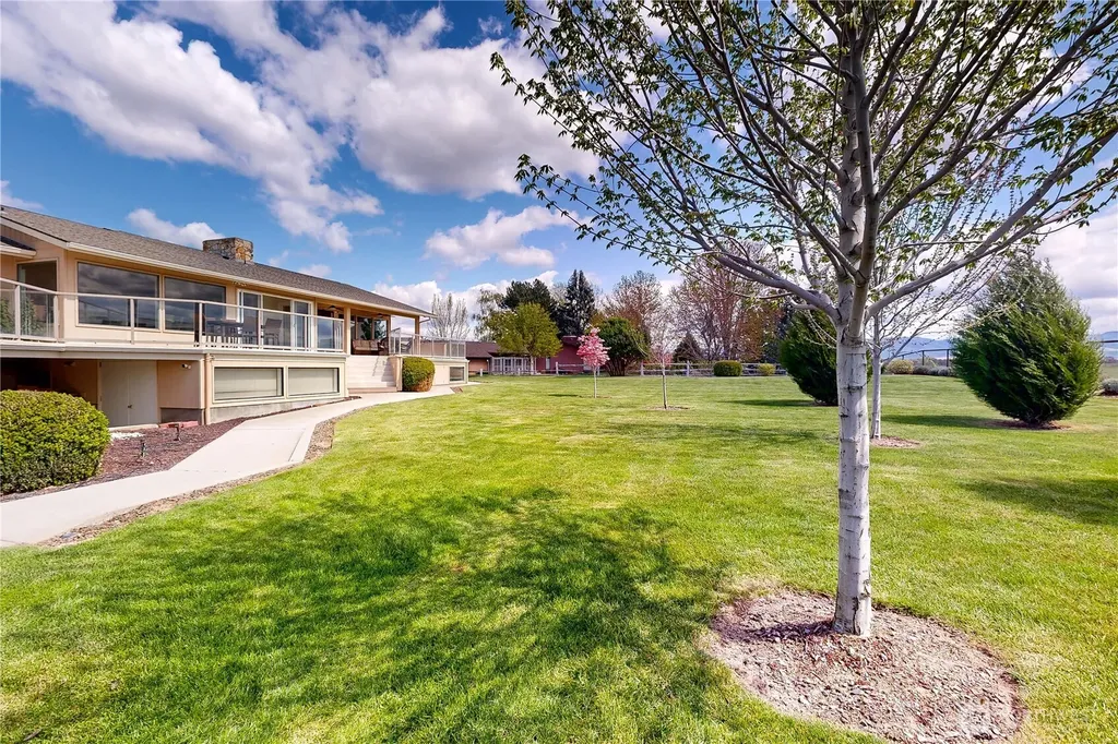 1965 Gray Lynn Drive Walla Walla WA 99362