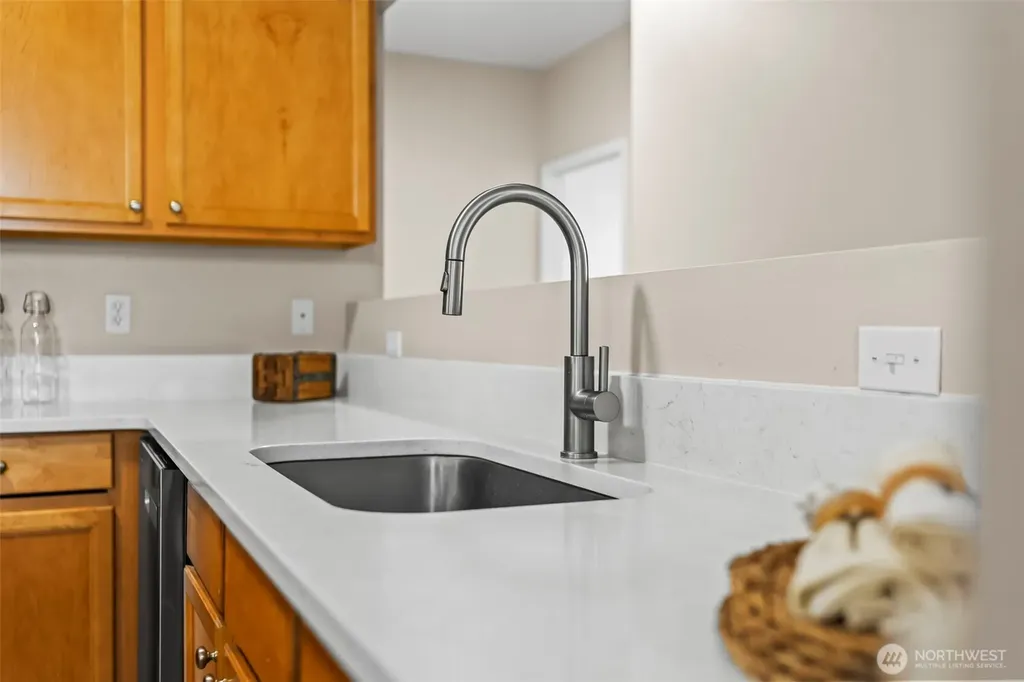 10016 186th Place E Puyallup WA 98375