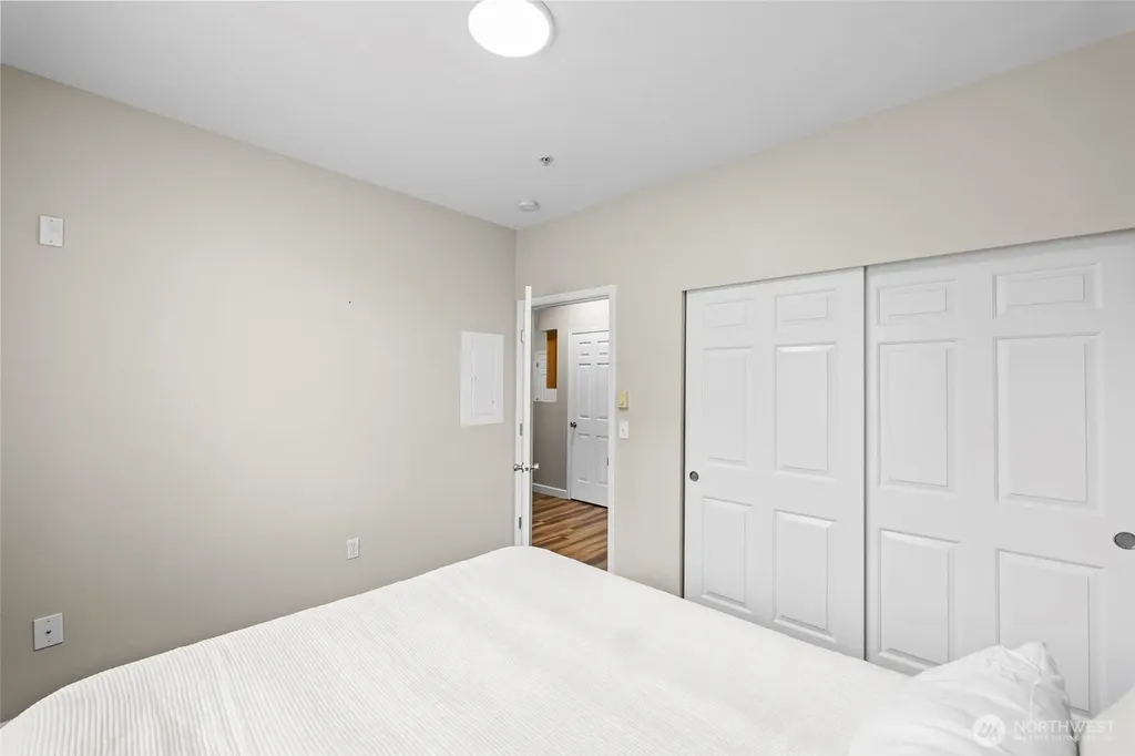 10016 186th Place E Puyallup WA 98375