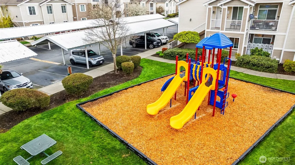 10016 186th Place E Puyallup WA 98375