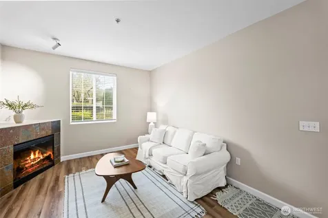 10016 186th Place E Puyallup WA 98375