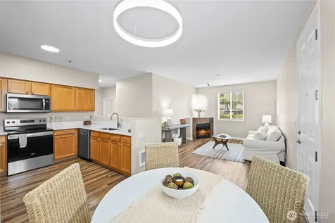 10016 186th Place E Puyallup WA 98375