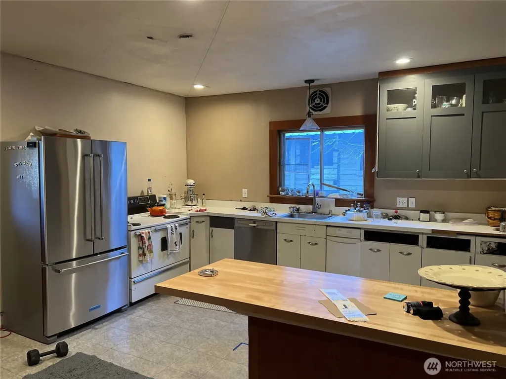 136 4th Street Roslyn WA 98941