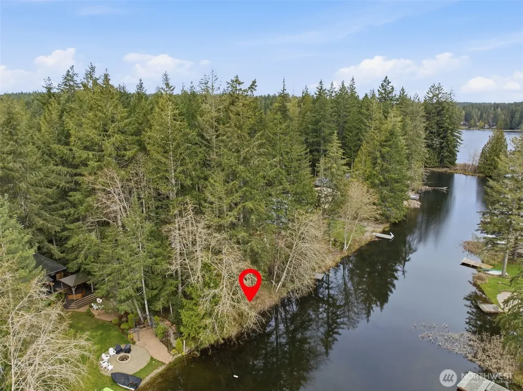 110 E Westlake Way Allyn WA 98524