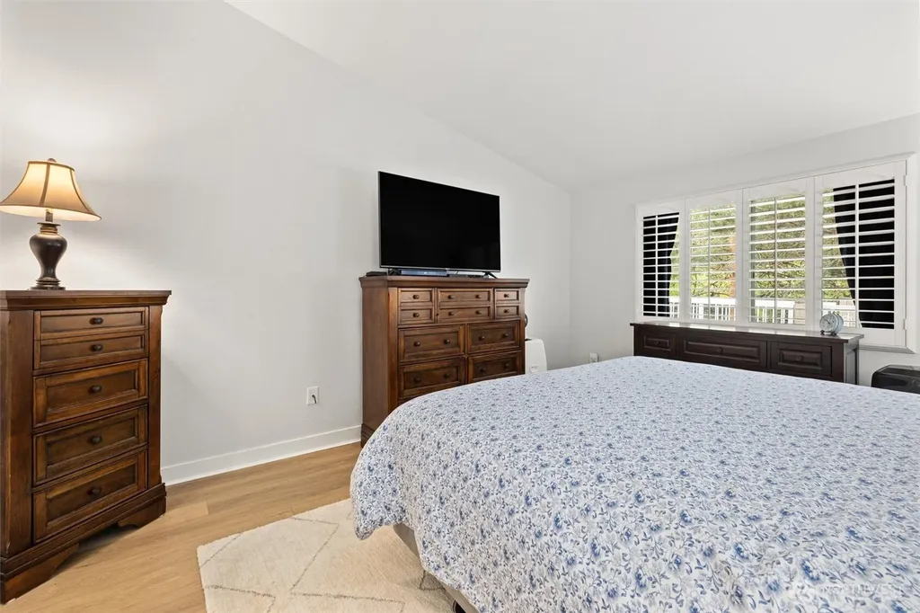 210 Mountain Park Boulevard SW Issaquah WA 98027