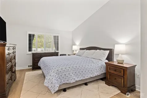 210 Mountain Park Boulevard SW Issaquah WA 98027